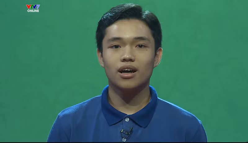 Đỗ Việt Anh - Trường THPT Nguyễn Bỉnh Khiêm (Cầu Giấy, Hà Nội). Ảnh cắt từ clip "Thầy cô chúng ta đã thay đổi"