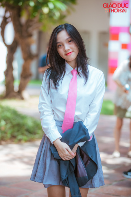 Hình ảnh đẹp, dịu dàng, duyên dáng