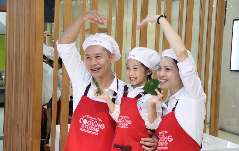 yêu thương đong đầy