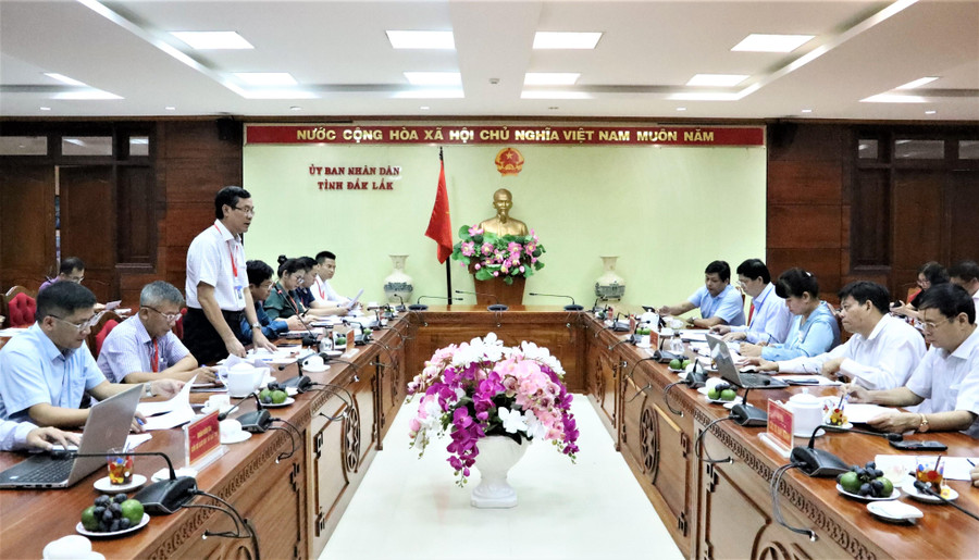 Ban Chỉ đạo quốc gia Kỳ thi tốt nghiệp THPT năm 2022 làm việc với tỉnh Đắk Lắk về công tác chuẩn bị cho Kỳ thi. Ban Chỉ đạo quốc gia Kỳ thi tốt nghiệp THPT năm 2022 làm việc với tỉnh Đắk Lắk về công tác chuẩn bị cho Kỳ thi.