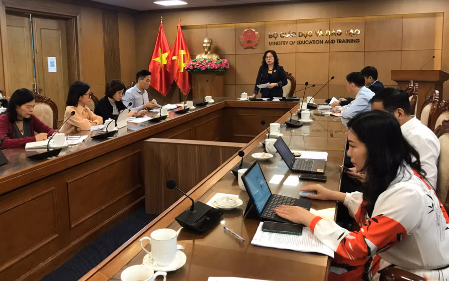 Chuyên gia ý kiến về Nghị quyết phổ cập GDMN cho trẻ mẫu giáo ở một số tỉnh, Tp.