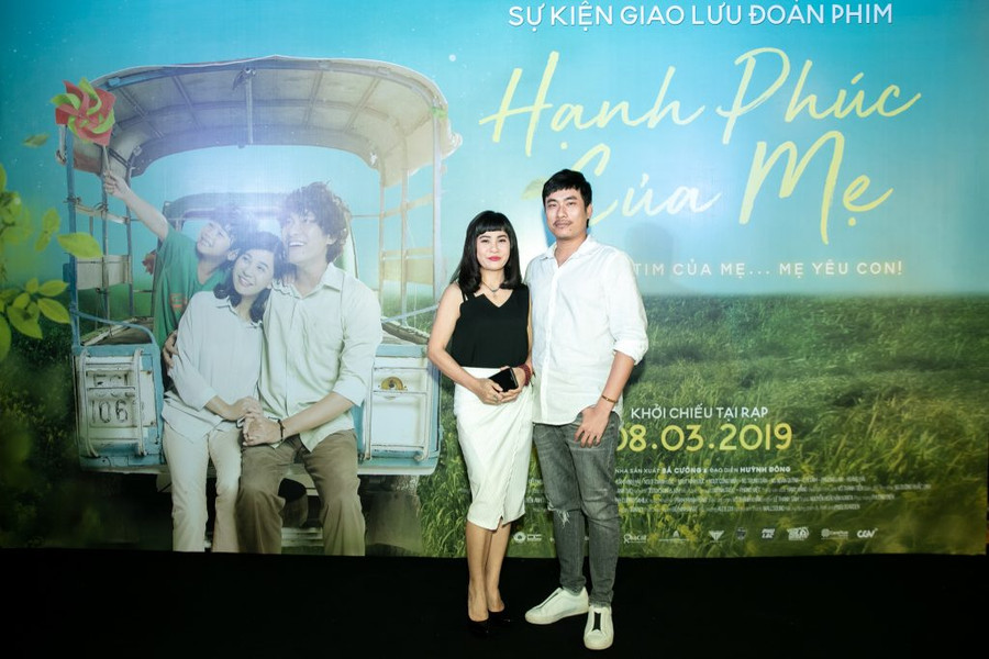 Bộ phim cũng đánh dấu sự trở lại với điện ảnh của cặp đôi Kiều Minh Tuấn và Cát Phượng, sau nhiều scandal bủa vây thời gian qua Bộ phim cũng đánh dấu sự trở lại với điện ảnh của cặp đôi Kiều Minh Tuấn và Cát Phượng, sau nhiều scandal bủa vây thời gian qua