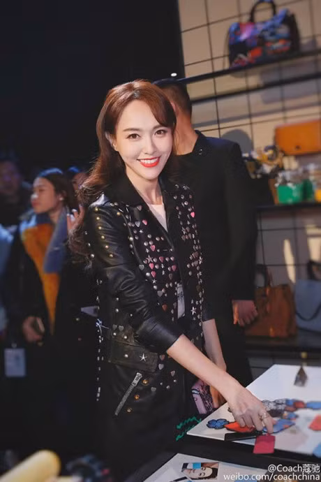 Duong Mich, Duong Yen long lay do dang voi dan my nhan Hoa ngu - Anh 7