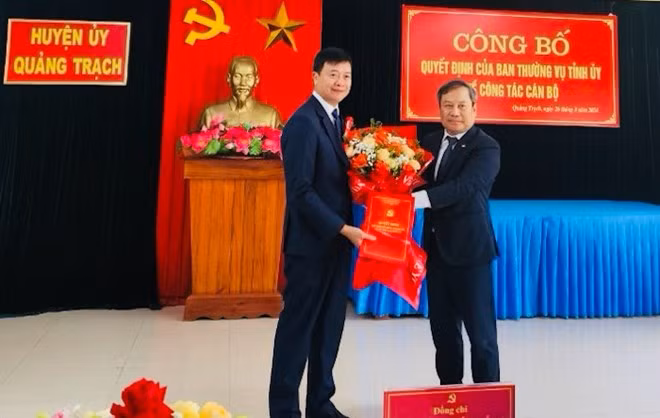 Ông Nguyễn Chí Thắng, Giám đốc Sở KH&CN được bổ nhiệm làm Bí thư Huyện ủy Quảng Trạch.