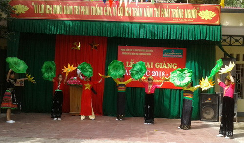 Tổng duyệt các tiết mục văn nghệ để ngày khai giảng được diễn ra trong niềm vui trọn vẹn