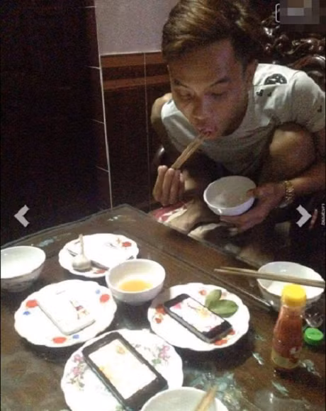 Hai huoc nhung bua com cuoi thang cop mac sinh vien - Anh 3