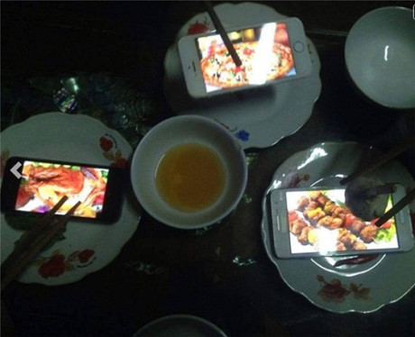 Hài hước những bữa cơm cuối tháng cộp mác sinh viên - Ảnh 2 Hai huoc nhung bua com cuoi thang cop mac sinh vien - Anh 2