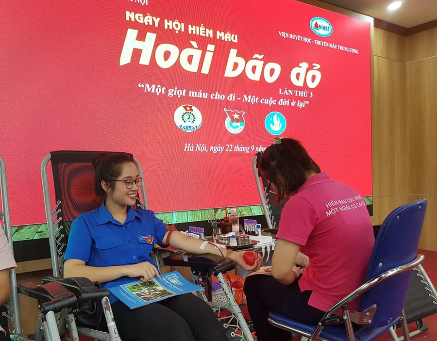 Bạn Vân Anh- Khoa tiếng Anh, đồng cảm và chia sẻ là trách nhiệm của sinh viên