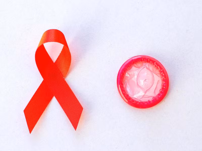 Thay đổi chất liệu loại bao cao su bạn sử dụng để phòng tránh lây nhiễm các bệnh STDs