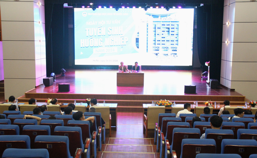 Toàn cảnh ngày hội.