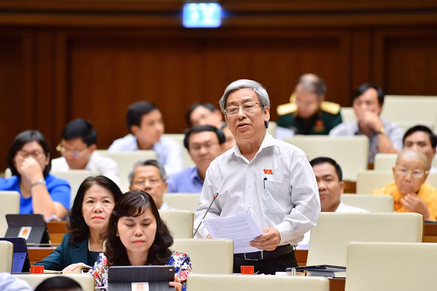 Đại biểu Lê Xuân Thân (đoàn Khánh Hoà)