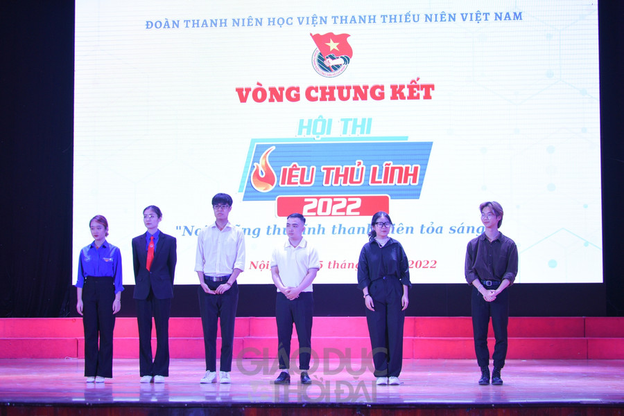 Bùng nổ sự trở lại của các " Siêu thủ lĩnh" trường Đoàn ảnh 10