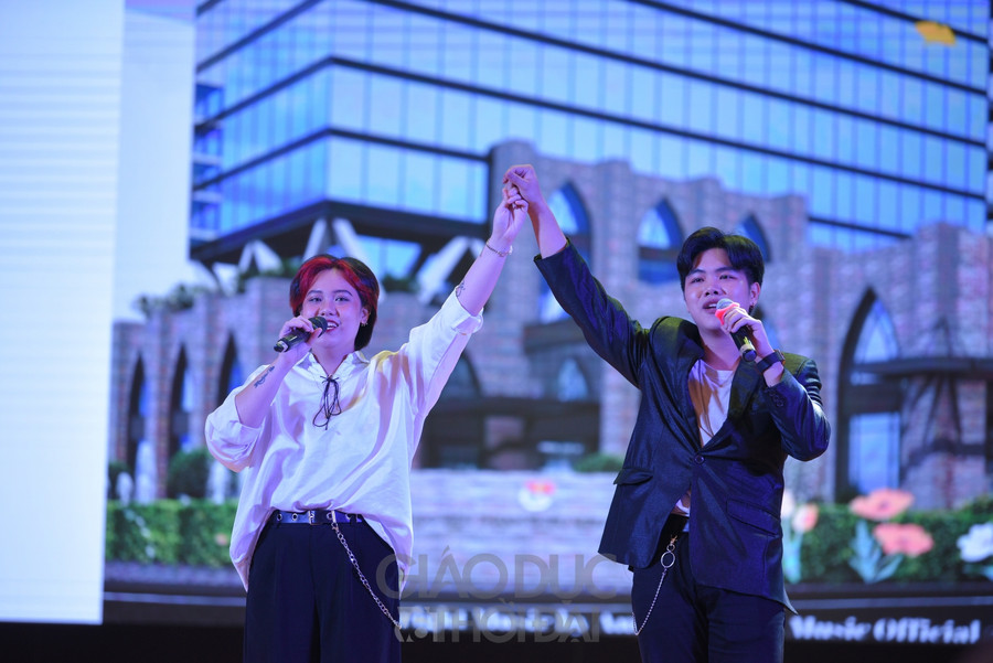 Bùng nổ sự trở lại của các " Siêu thủ lĩnh" trường Đoàn ảnh 13