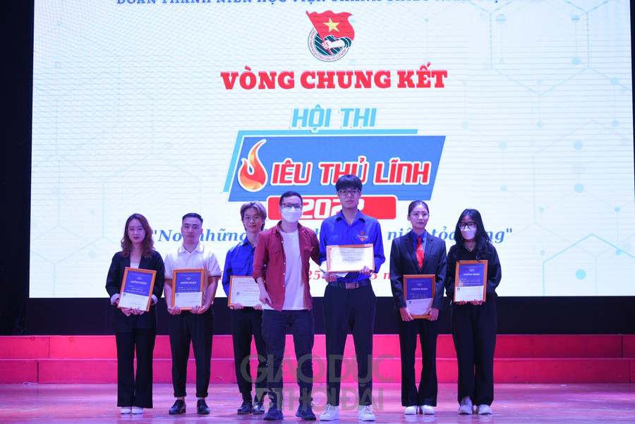 Kết quả chung cuộc, &quot; Siêu thủ linh&quot; đã vinh danh bạn Nguyễn Khắc Huy - Chi đoàn K8XH.