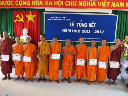 Trường BTVH Pali trung cấp Nam bộ tổng kết năm học