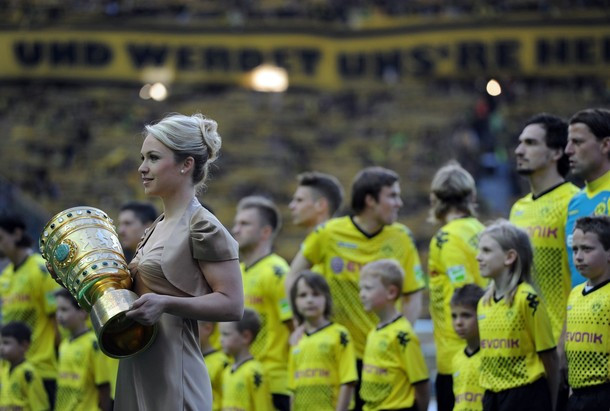 Dortmund giành cúp quốc gia trong trận mưa bàn thắng ảnh 2 Dortmund giành cúp quốc gia trong trận mưa bàn thắng ảnh 2