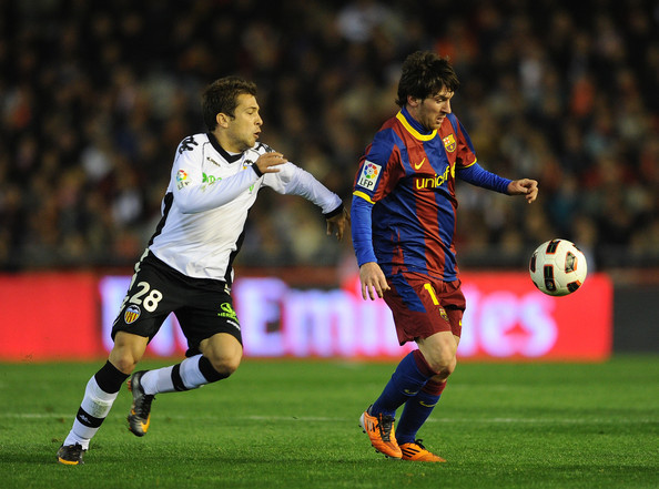 Đội hình tiêu biểu tại La Liga 2011/12: Real & Barca thống trị ảnh 3 Jordi Alba của Valencia
