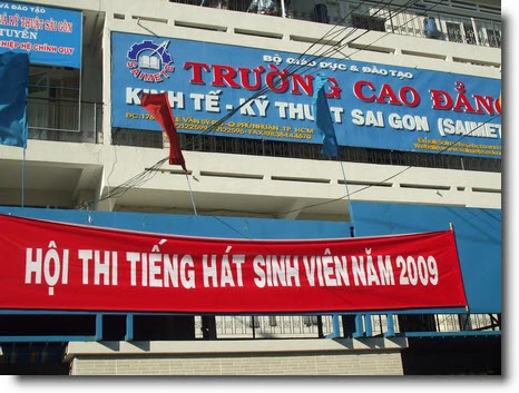 Trường CĐ Kinh tế - Kỹ thuật Sài Gòn bị dừng tuyển sinh năm 2012