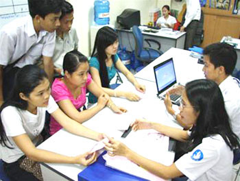 Dành thêm khoản tín dụng 8.000 tỷ đồng cho HSSV nghèo