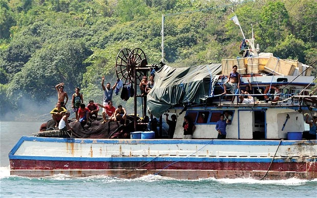 &quot;Công dân Trung Quốc ở Philippines hãy ở trong nhà&quot;