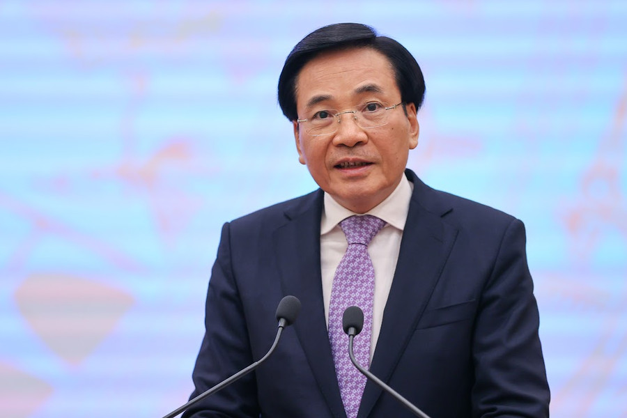 Bộ trưởng, Chủ nhiệm Văn phòng Chính phủ Trần Văn Sơn chủ trì buổi họp báo - Ảnh: VGP. Bộ trưởng, Chủ nhiệm Văn phòng Chính phủ Trần Văn Sơn chủ trì buổi họp báo - Ảnh: VGP.
