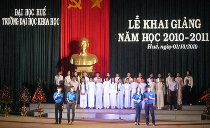 Đại học Ngoại ngữ Đà Nẵng, ĐH KH Huế khai giảng