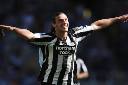 Carroll ký hợp đồng gia hạn 5 năm với Newcastle