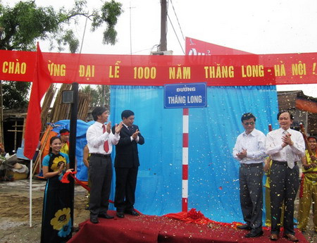 Lễ công bố đặt tên đường Thăng Long Lễ công bố đặt tên đường Thăng Long
