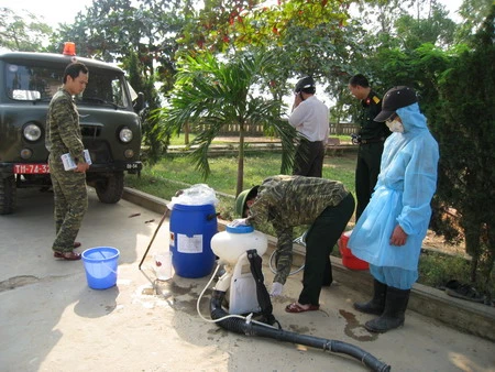 Phòng chống dịch bệnh tại các trường học sau lũ