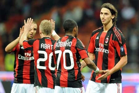 HLV Mancini: Milan là một mối đe dọa cho Inter