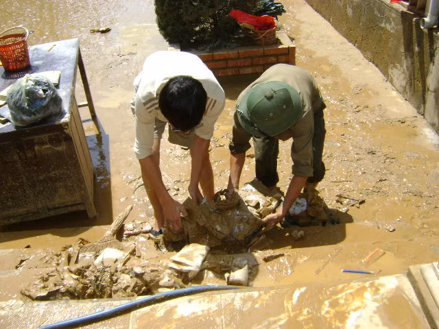 "Hậu lũ" tại một trường tiểu học ảnh 4