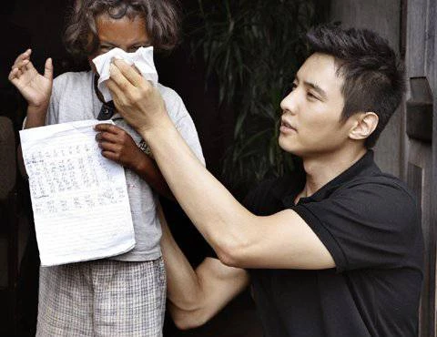 Won Bin làm từ thiện ở Đông Timor