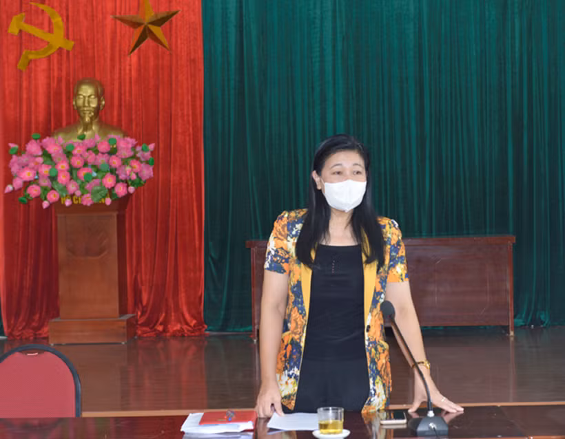 Chủ tịch Ủy ban MTTQ VN TP Hà Nội Nguyễn Lan Hương phát biểu tại buổi kiểm tra