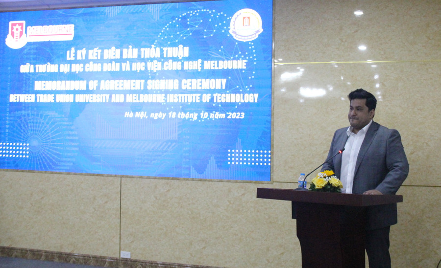 Ông Kunal Malhotra phát biểu tại lễ ký kết. Ông Kunal Malhotra phát biểu tại lễ ký kết.