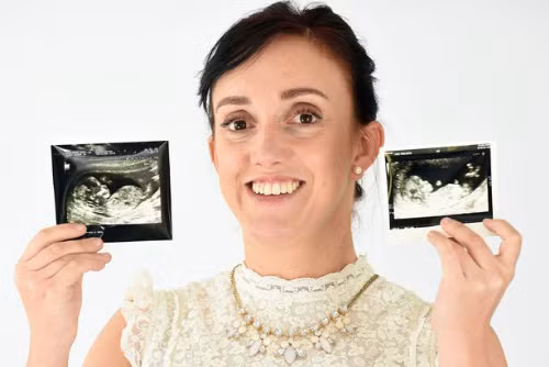 co-gai-co-2-am-dao-2-tu-cung-tiet-lo-chuyen-mang-thai-1