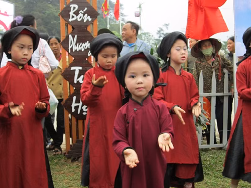 Truyền tình yêu hát Xoan cho các em ngay từ bậc học mầm non