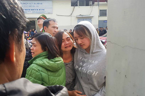 Vụ cháy xảy ra ở một chung cư cao tầng khiến nhiều người dân hốt hoảng. Ảnh: VnExpress