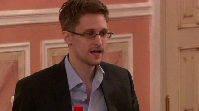 Edward Snowden: Không tiết lộ bí mật cho Trung Quốc