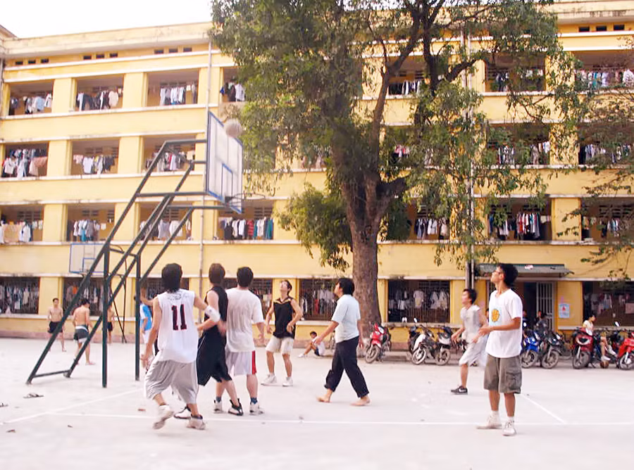 Ký túc xá thời @: Đong đếm thiệt hơn