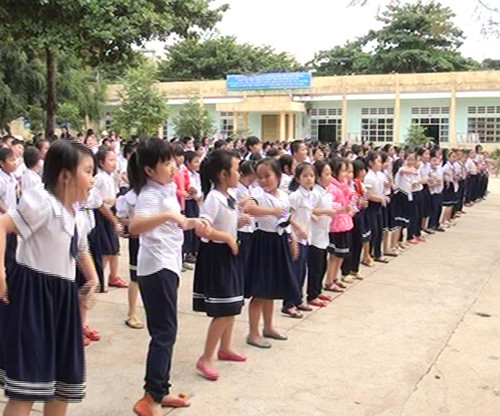 Trường Tiểu học Võ Thị Sáu dù là trường đạt chuẩn quốc gia nhưng nhiều năm liền tuyển sinh đầu năm đều không đủ chỉ tiêu được giao Trường Tiểu học Võ Thị Sáu dù là trường đạt chuẩn quốc gia nhưng nhiều năm liền tuyển sinh đầu năm đều không đủ chỉ tiêu được giao