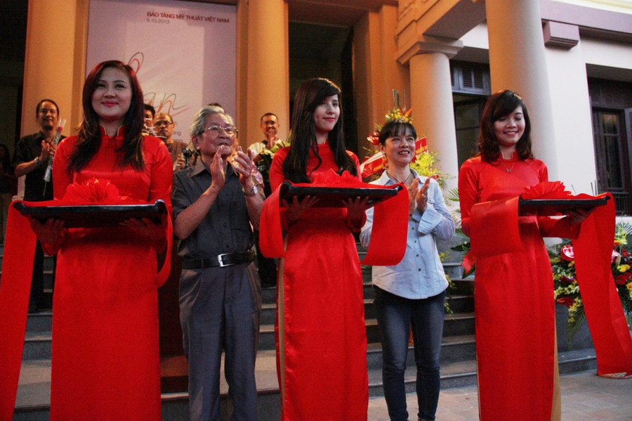 Lời tri ân trên những tấm toan