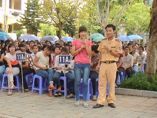 Trường học tuyên truyền quy định nồng độ cồn khi tham gia giao thông