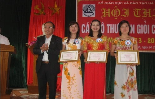 Hội thi Cán bộ thư viện giỏi Hà Tĩnh năm học 2013-2014