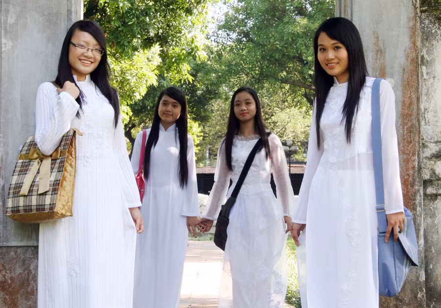 Trẻ vị thành niên trước ngưỡng cửa tương lai