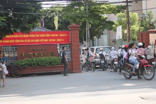 Trường Đại học Ngoại thương khai giảng năm học mới