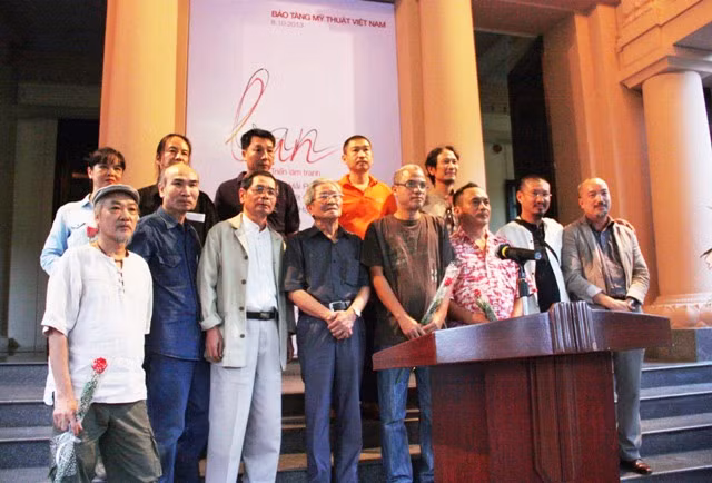 10 người bạn bên thầy giáo cũ