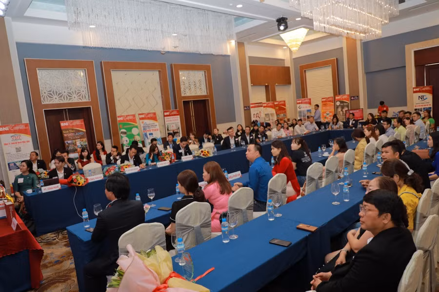 Sản phẩm nước tinh khiết Vin ECOLiFE đã xuất hiện hầu hết ở những hội nghị, sự kiện lớn ở TP Biên Hoà, Đồng Nai.