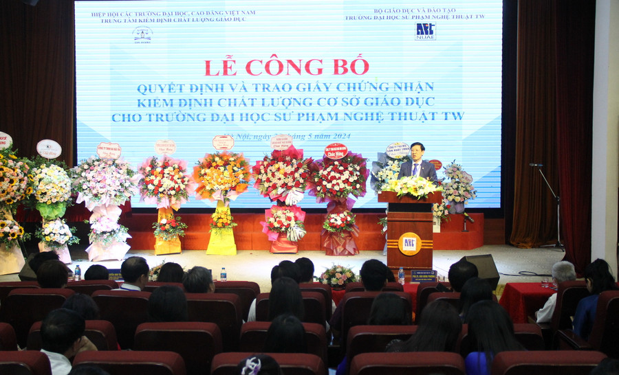 PGS.TS Đào Đăng Phượng phát biểu tại buổi lễ. PGS.TS Đào Đăng Phượng phát biểu tại buổi lễ.