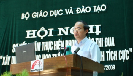 Phó Thủ tướng, Bộ trưởng Bộ GD-ĐT Nguyễn Thiện Nhân phát biểu khai mạc Hội nghị