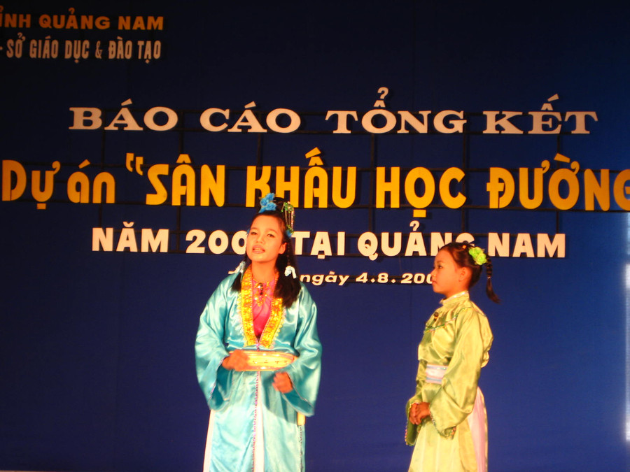 Dự án Sân khấu học đường